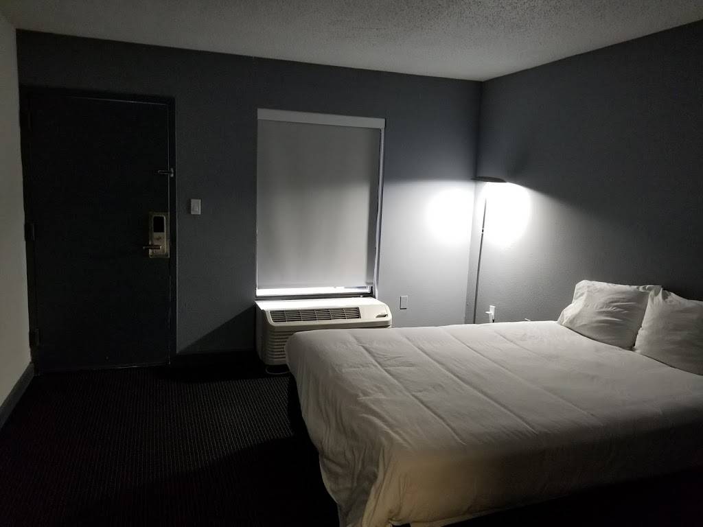 Ramada by Wyndham New Orleans | 6303 Chef Menteur Hwy, New Orleans, LA 70126 | Phone: (504) 246-2400