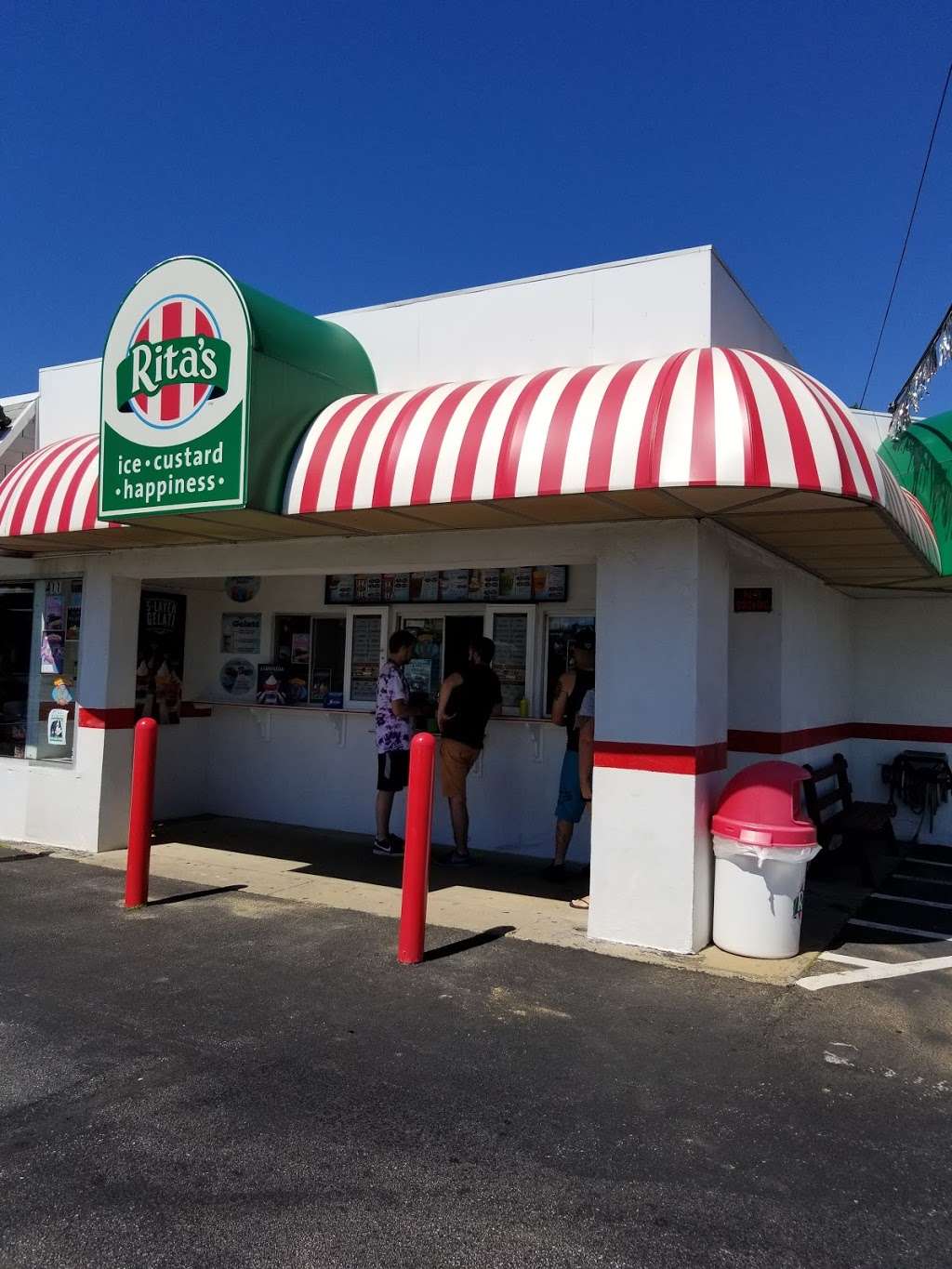 Ritas Italian Ice & Frozen Custard | 411 Schuylkill Rd, Phoenixville, PA 19460, USA | Phone: (610) 933-7742