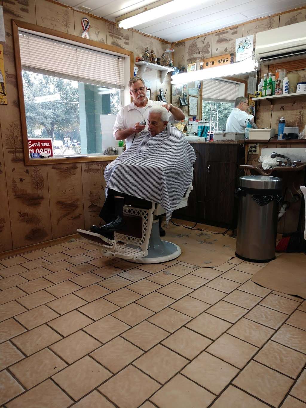 Bobs Barber Shop | 124-130 N Spring Garden Ave, DeLand, FL 32720 | Phone: (386) 873-2764