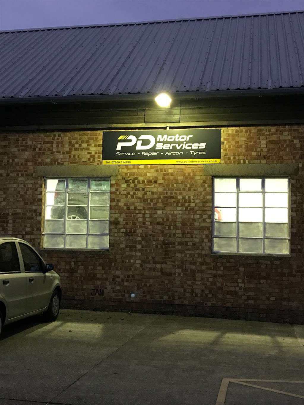 PD Motor Services Ltd | Unit 41D, Hobbs Industrial Estate, Newchapel, Felbridge, Lingfield RH7 6HN, UK | Phone: 07966 514296