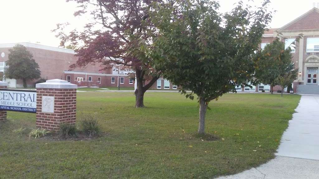 Central Middle School | 211 Delaware Ave, Dover, DE 19901 | Phone: (302) 672-1772