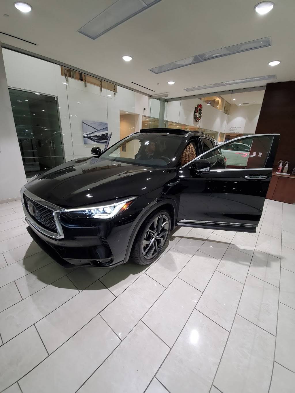 INFINITI of Kansas City | 6960 W Frontage Rd, Merriam, KS 66203, USA | Phone: (816) 941-0770