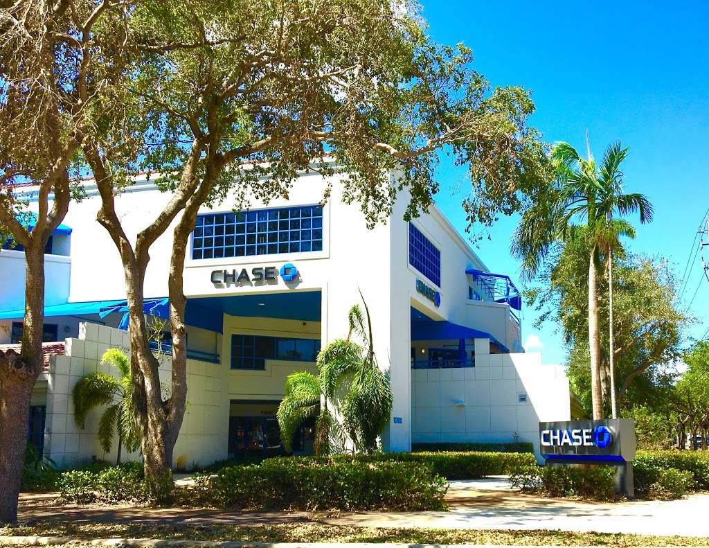 Chase Bank | 15700 NW 67th Ave, Miami Lakes, FL 33014, USA | Phone: (305) 823-8047
