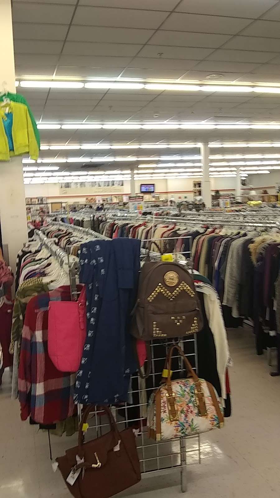 arc Thrift Store | 1405 Cortez St, Denver, CO 80221, USA | Phone: (303) 427-0934