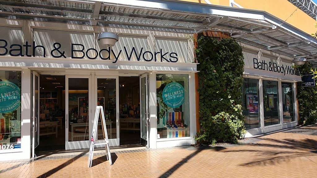 Bath & Body Works | 2000 E Rio Salado Pkwy, Tempe, AZ 85281, USA | Phone: (480) 557-9877