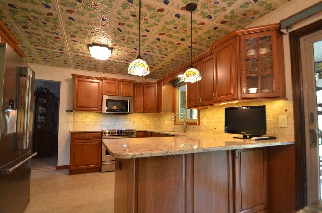 Maui Kitchens Inc. | 1308 Main St, Hellertown, PA 18055 | Phone: (484) 851-3205