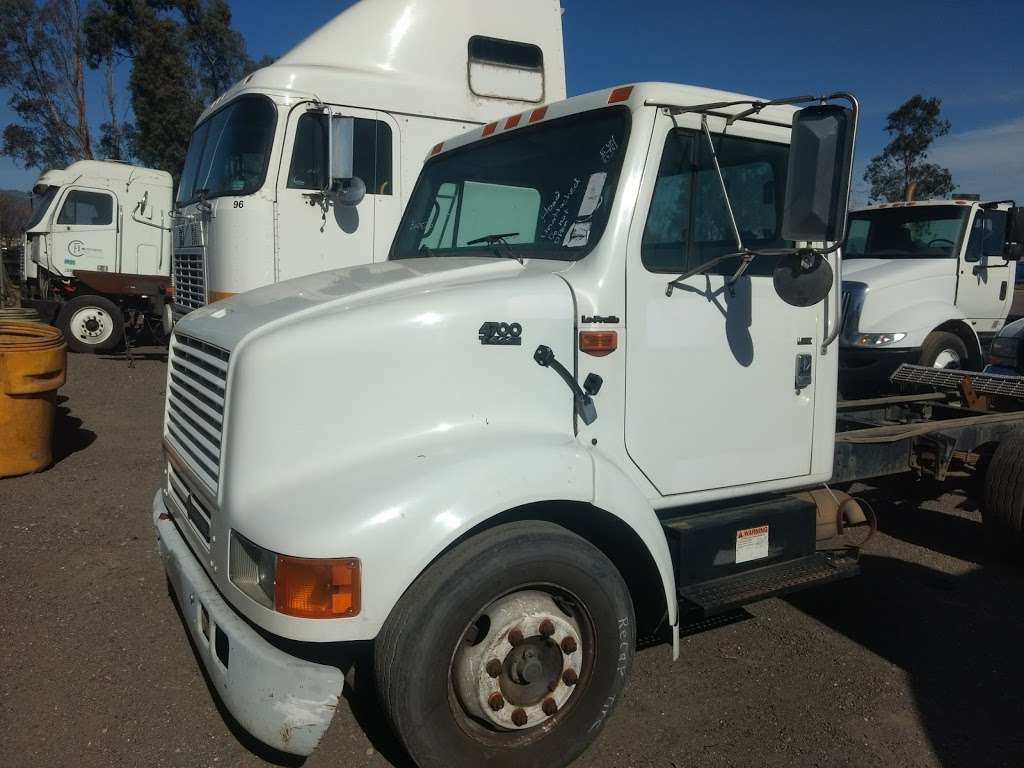 Century Truck & Equipment | 13930 Valley Blvd, Fontana, CA 92335 | Phone: (909) 357-6000