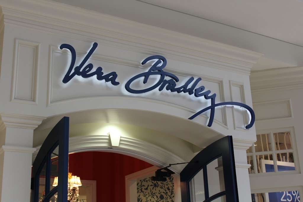 Vera Bradley | 8001-A Tysons Corner Center, McLean, VA 22102, USA | Phone: (703) 790-0316 Vera Bradley | 8001-A Tysons Corner Center, McLean, VA 22102, USA | Phone: (703) 790-0316