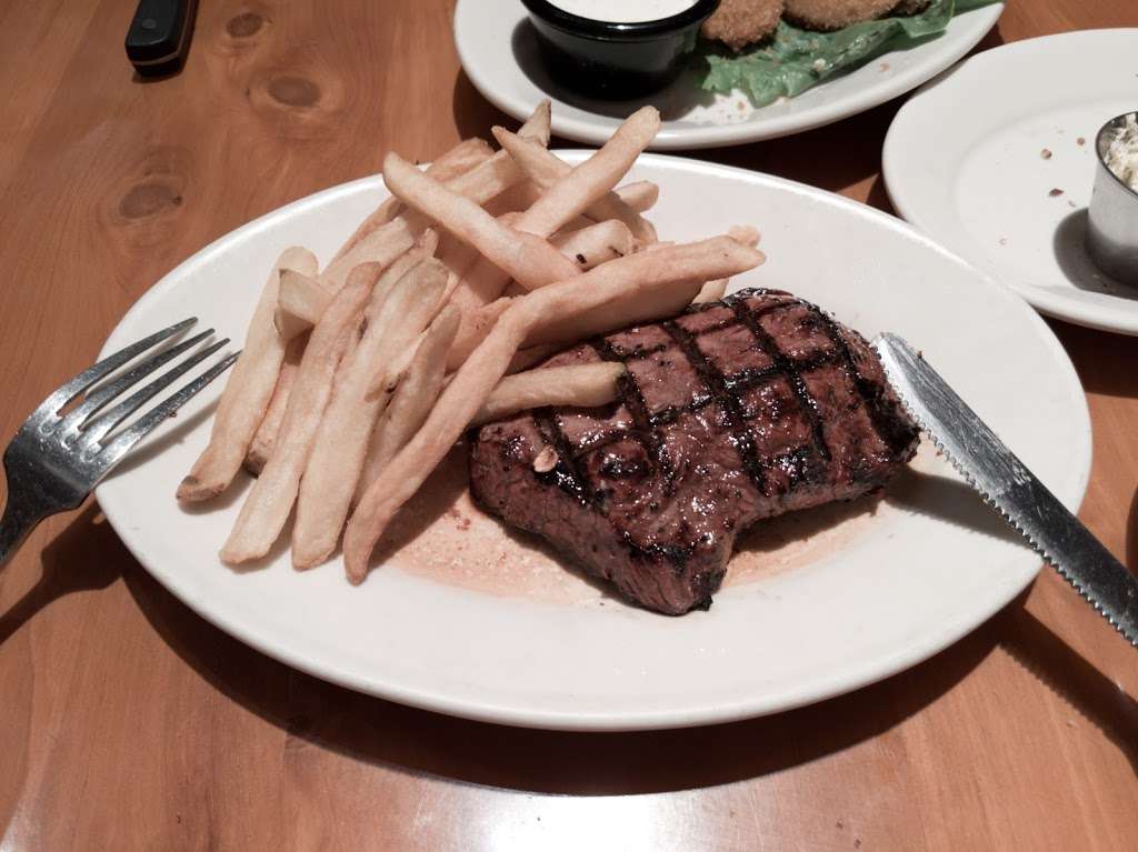 Black Angus Steakhouse | 3405 W Carson St, Torrance, CA 90503, USA | Phone: (310) 370-1523