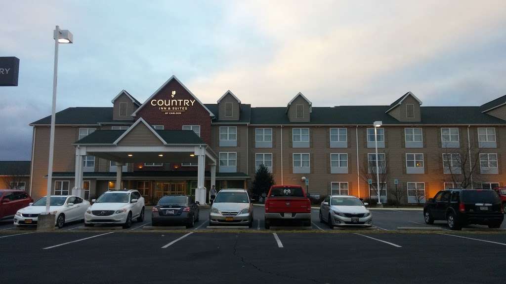 Country Inn & Suites by Radisson, Chambersburg, PA | 399 Beddington Blvd, Chambersburg, PA 17201, USA | Phone: (717) 261-0900