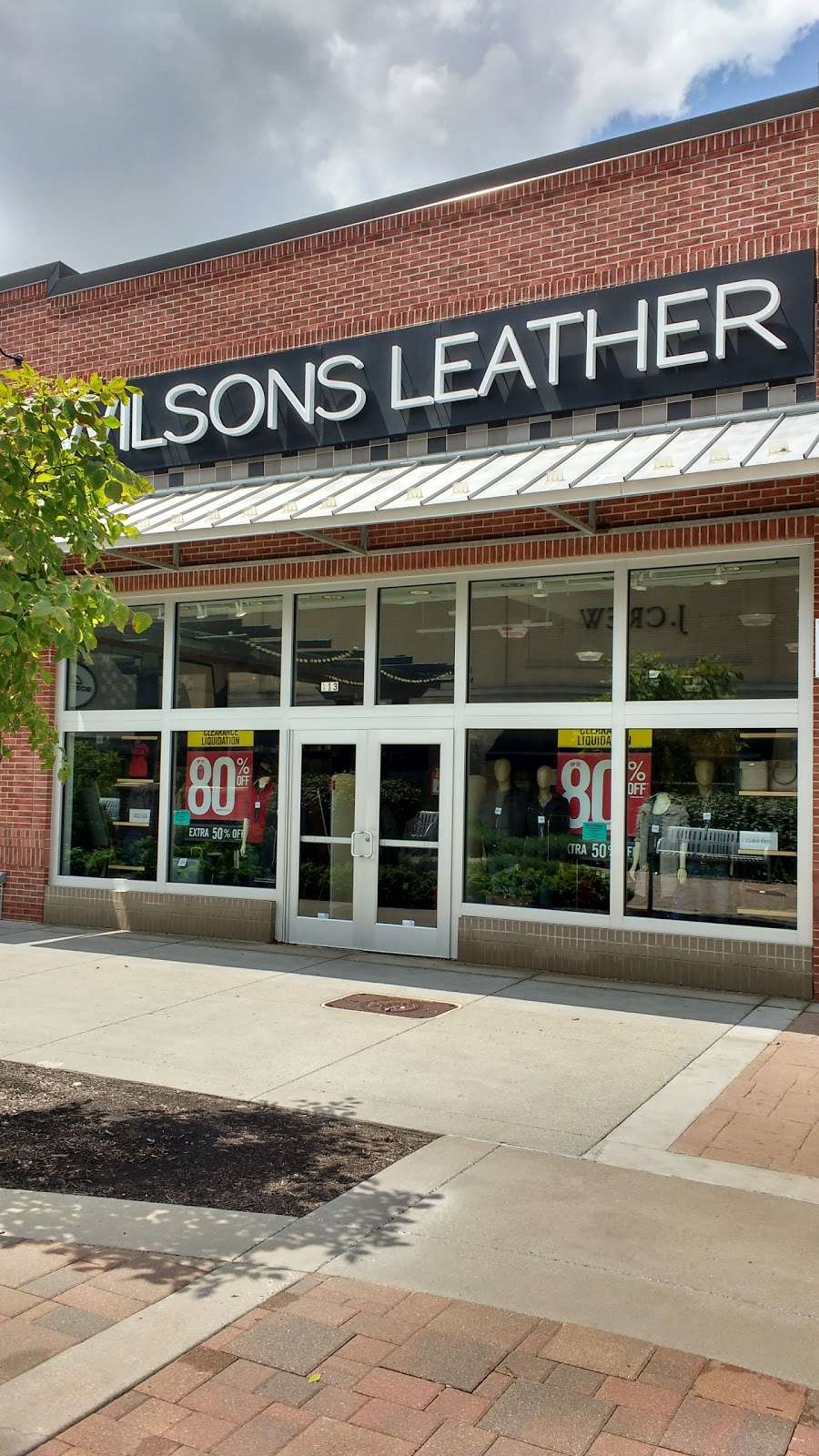 Wilsons Leather | 1829 Village West Pkwy t113, Kansas City, KS 66111, USA | Phone: (913) 299-1186