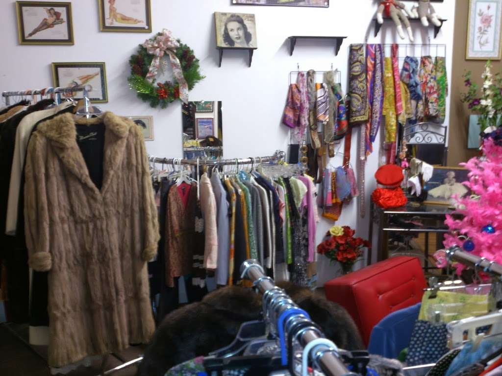 Trendis Closet | Lake Hughes, CA 93532 | Phone: (661) 886-4064