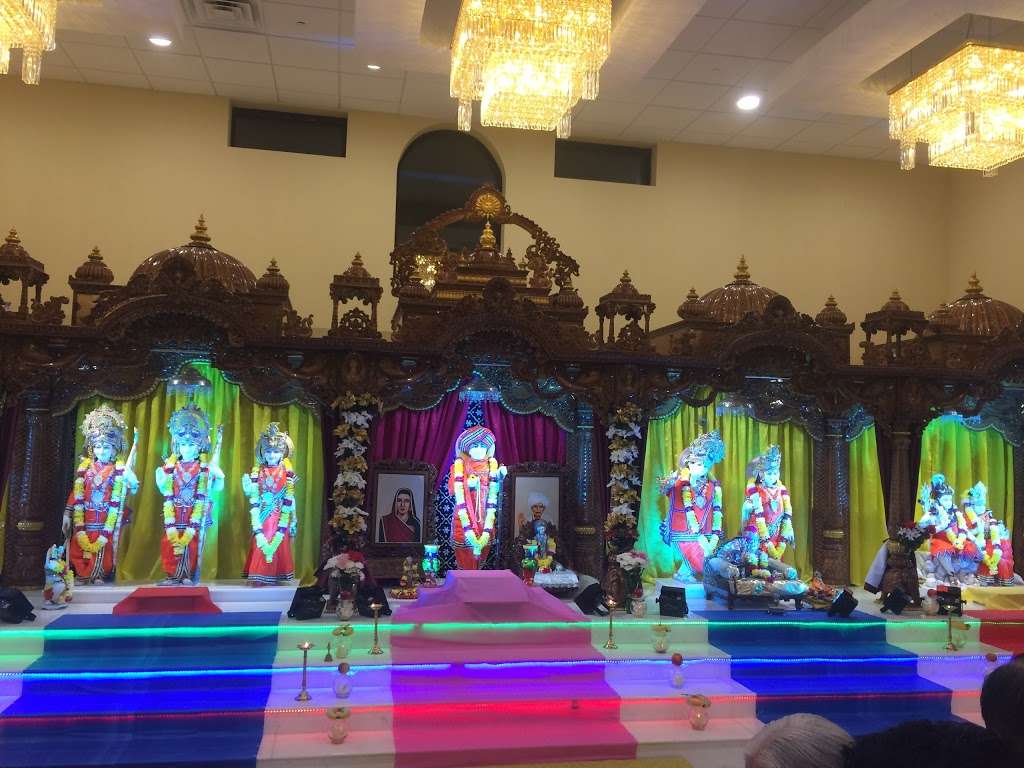 Shree Jalaram Mandir | 425 Illinois Blvd, Hoffman Estates, IL 60169, USA | Phone: (847) 490-5252