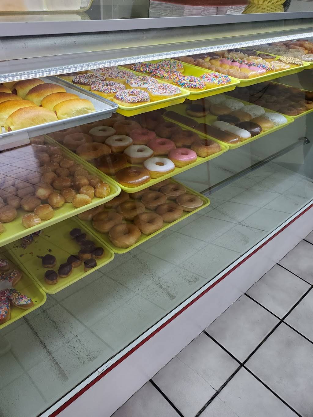 Q Donuts | 4101 Park Blvd # 110, Plano, TX 75074, USA | Phone: (972) 881-0492