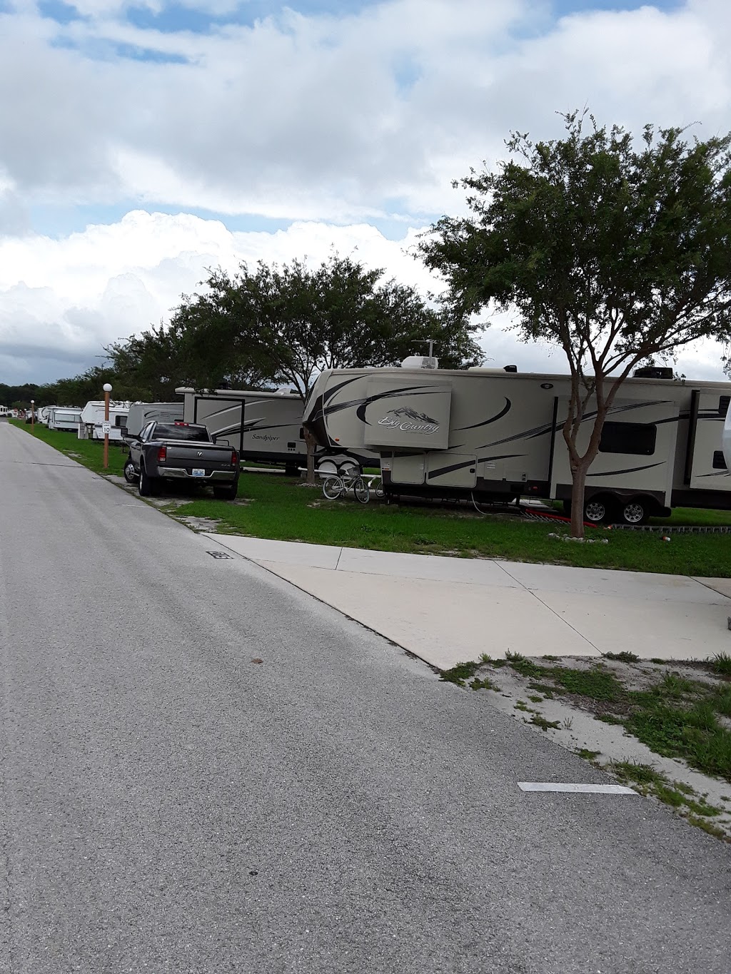 Olde Mill Stream RV Resort | 1000 N Central Ave, Umatilla, FL 32784, USA | Phone: (352) 669-3141