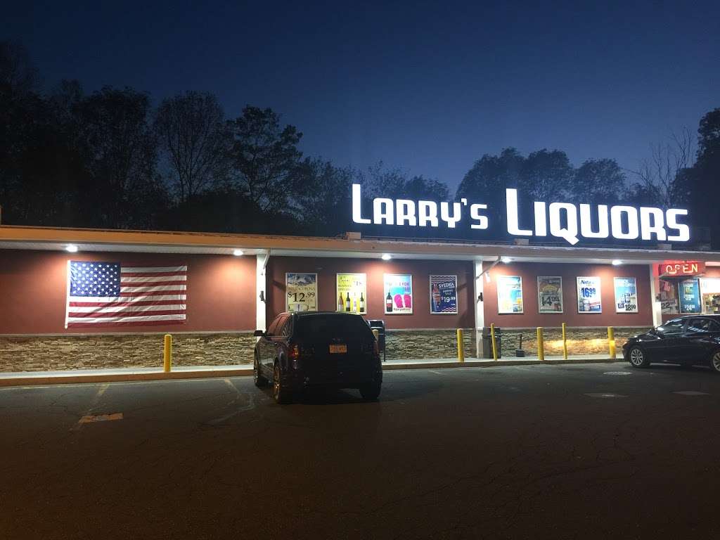 Larrys Liquors | 264 N Main St, Bellingham, MA 02019, USA | Phone: (508) 966-1650