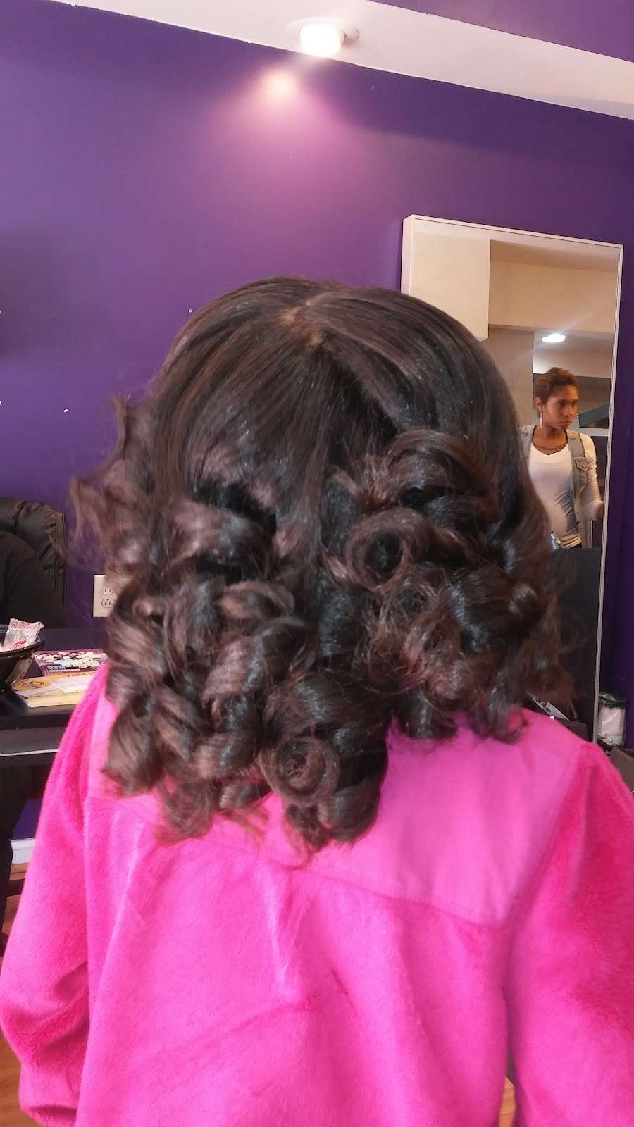 Deeper Than Hair | 5613 Walnut St, Philadelphia, PA 19139, USA | Phone: (215) 471-7707