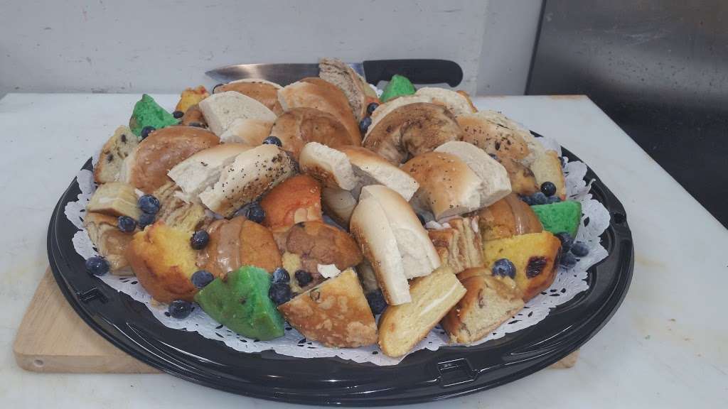 Uncle Moes Munchies | 246 NY-17K, Newburgh, NY 12550, USA | Phone: (845) 567-9275