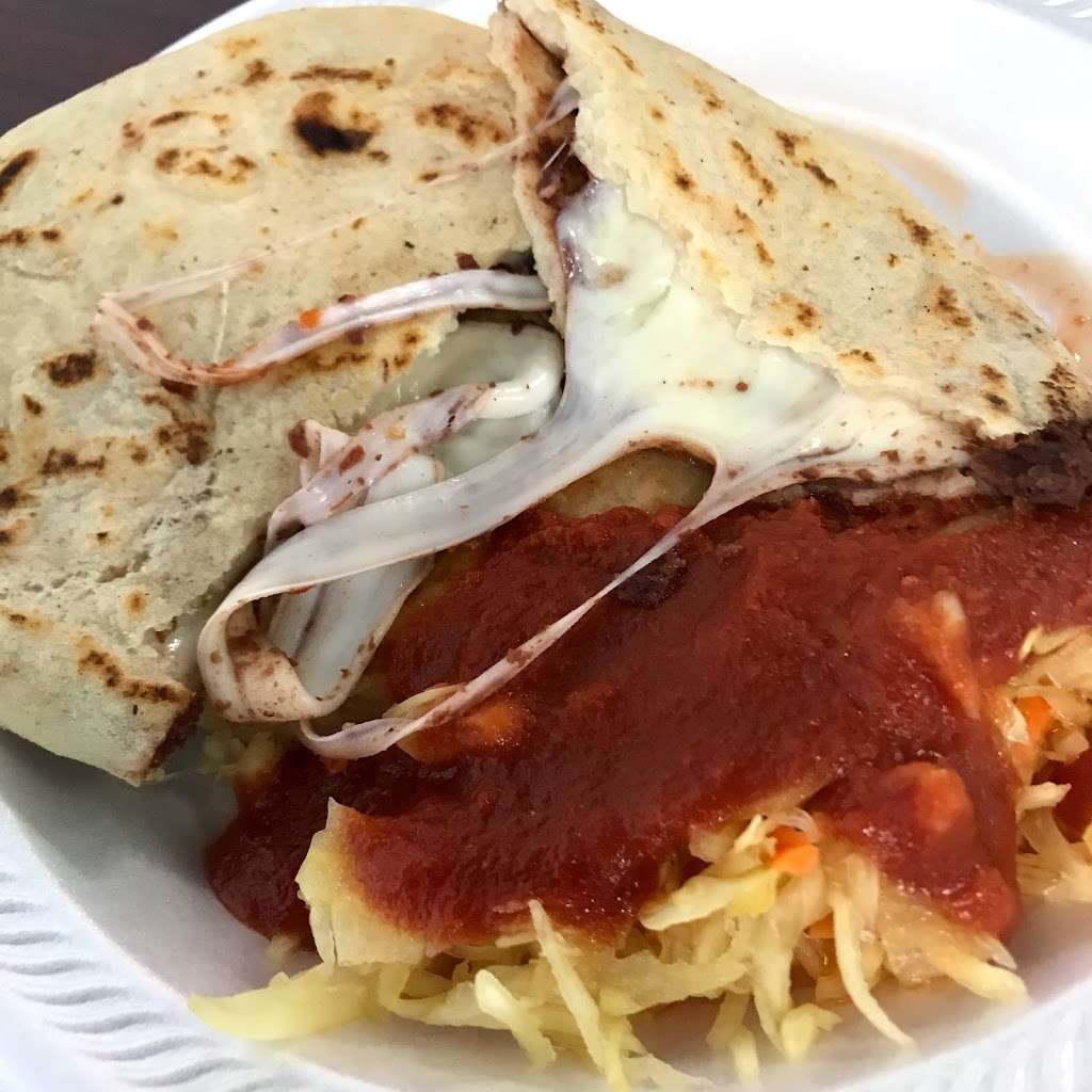 La Casita Pupusas & Latin Food | 5137 S John Young Pkwy, Orlando, FL 32839, USA | Phone: (407) 704-6120