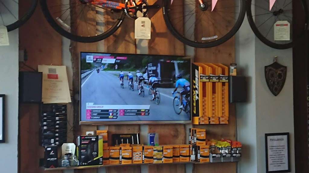 Destination Bike | 2 Boxhill Rd, Box Hill, Tadworth KT20 7JE, UK | Phone: 01737 844576