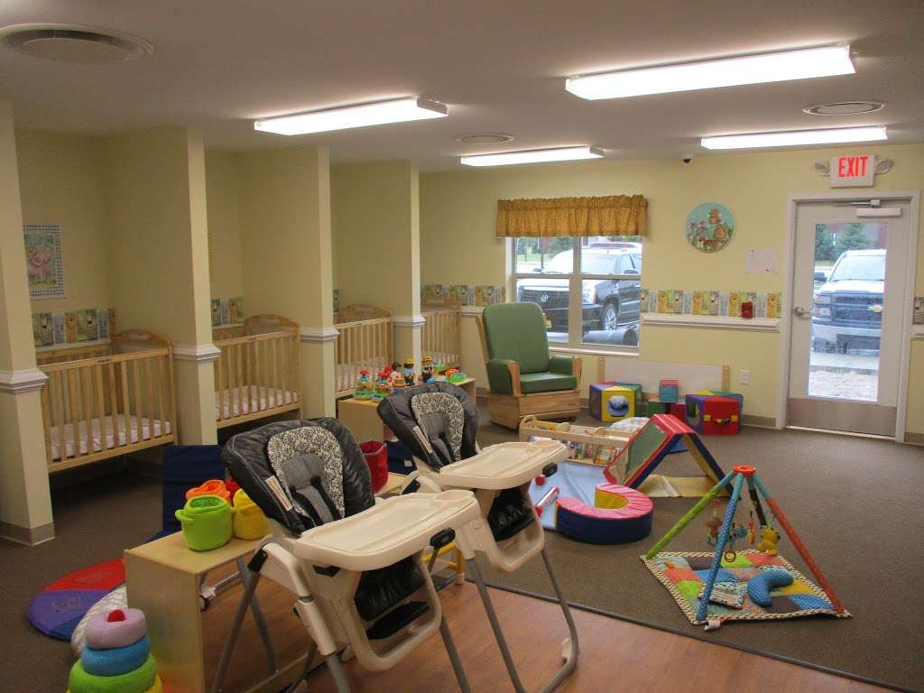 Rainbow Child Care Center of Zionsville | 7061 E. Whitestown Parkway, Zionsville, IN 46077 | Phone: (317) 769-0761