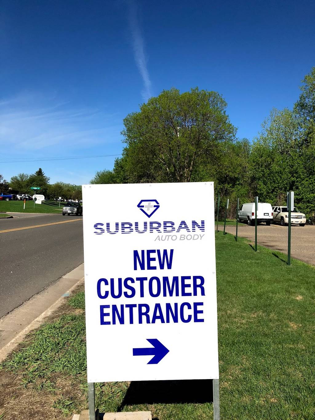 Suburban Auto Body Collision and Mechanical | 2989 Country Dr, Little Canada, MN 55117, USA | Phone: (651) 633-8900