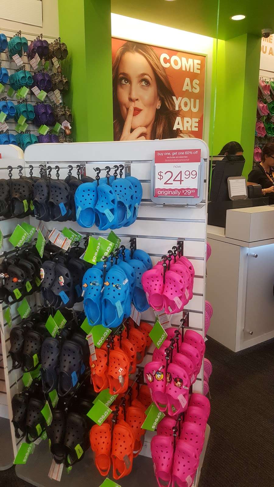 Crocs | 1455 NW 107th Ave, Miami, FL 33172 | Phone: (305) 470-1153