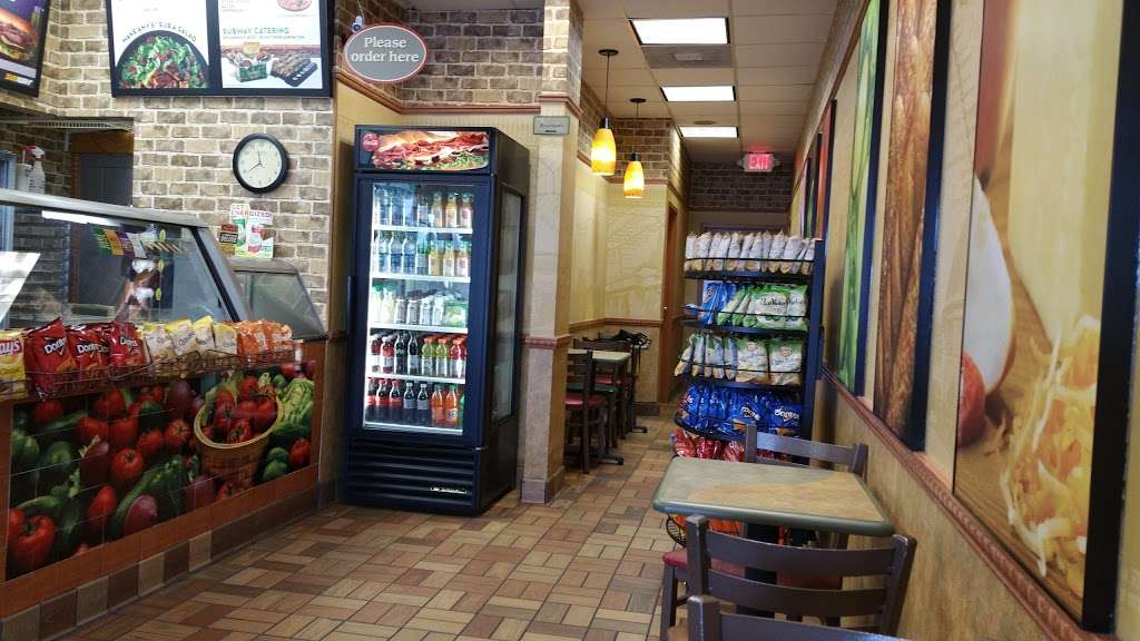 Subway Restaurants | 14450 Layhill Rd, Silver Spring, MD 20906 | Phone: (301) 438-3131