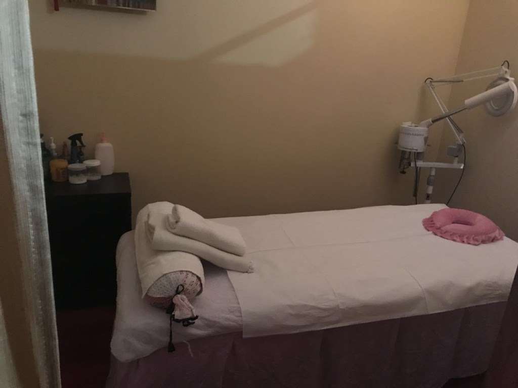 748 HEALTH DAY SPA | 748 N Wellwood Ave, Lindenhurst, NY 11757, USA | Phone: (516) 297-2262