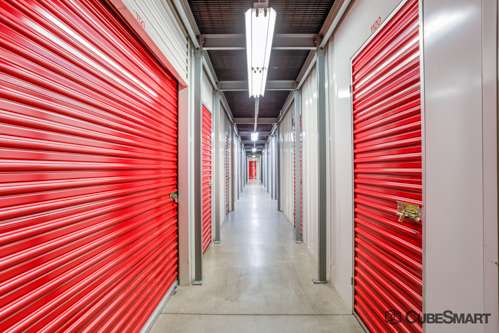 CubeSmart Self Storage | 420 Rutherford Ave, Boston, MA 02129, USA | Phone: (617) 242-6400