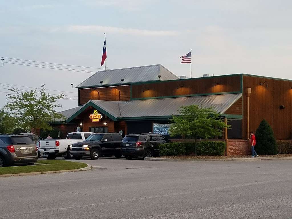 Texas Roadhouse | 6615 Garth Rd, Baytown, TX 77521, USA | Phone: (281) 421-3060