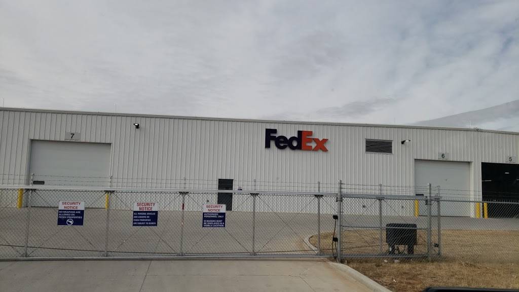 FedEx Ship Center | 5700 S Portland Ave, Oklahoma City, OK 73119, USA | Phone: (800) 463-3339