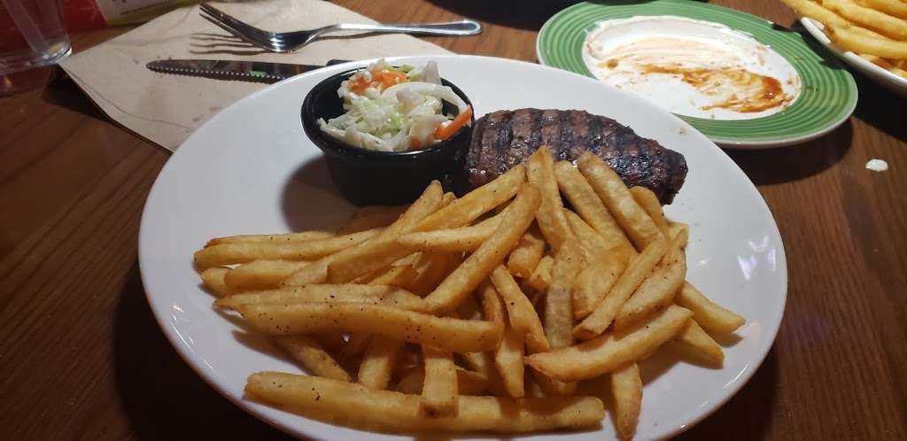 Applebees Grill + Bar | 610 W Nicholson Rd, Audubon, NJ 08106, USA | Phone: (856) 547-9000