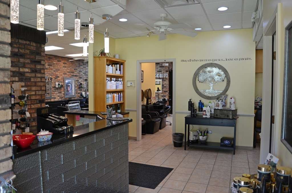 OHara & Friends Salon | 7008 W 127th St, Palos Heights, IL 60463, USA | Phone: (708) 239-1111