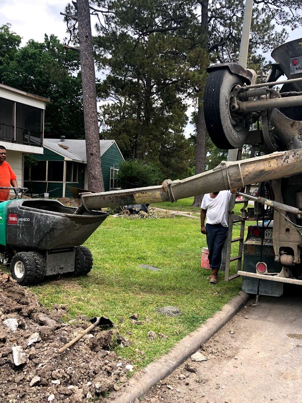 TEXANS FOUNDATION SOLUTION EXCAVATION-SEWER-CONCRETE RAISING SER | 4702 Old Spanish Trail, Houston, TX 77021 | Phone: (713) 649-3305