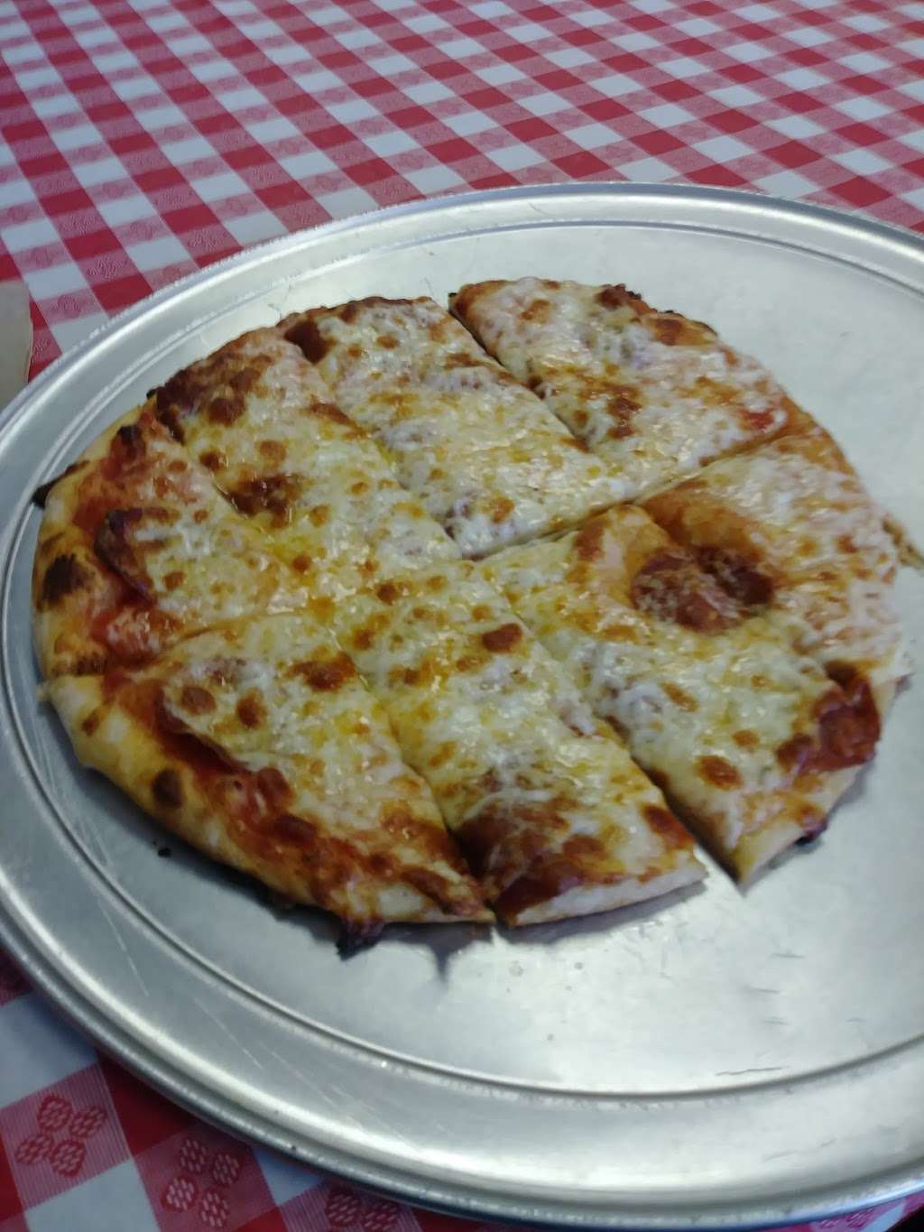 Brunos Pizzeria | 1447 E Wabash St, Frankfort, IN 46041, USA | Phone: (765) 659-2121