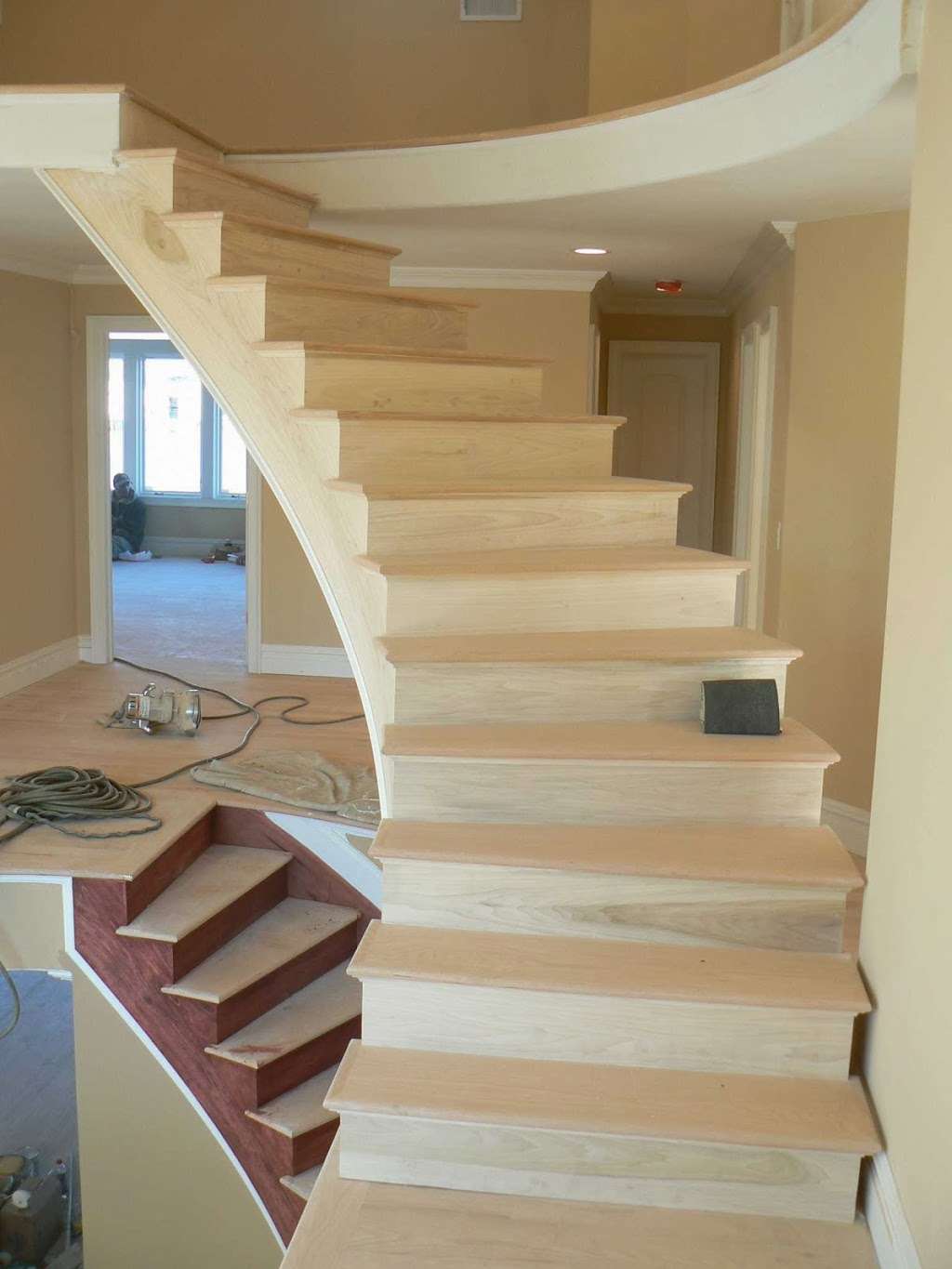 DKP Wood Railings Stairs.Inc | 1971 Union Blvd, Bay Shore, NY 11706 | Phone: (631) 665-8656