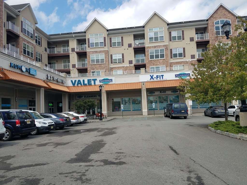 Valet Dry Cleaners | 1003 Riverside Station Blvd, Secaucus, NJ 07094, USA | Phone: (201) 780-3508