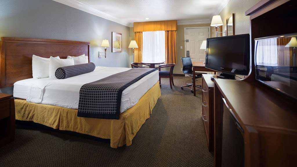 Best Western Angleton Inn | 1809 N Velasco St, Angleton, TX 77515, USA | Phone: (979) 849-5822