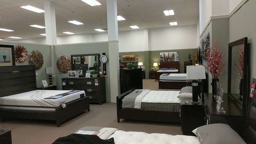 Raymour & Flanigan Furniture and Mattress Store | 1450 Clements Bridge Rd, Deptford Township, NJ 08096, USA | Phone: (856) 853-9400