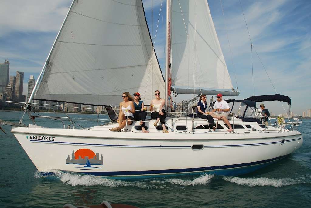 Chicago Sailboat Charters | 400 W Belmont Harbor Dr, Chicago, IL 60657 | Phone: (773) 236-7245