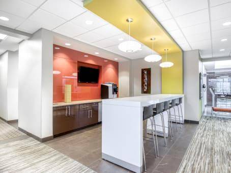 Regus - Massachusetts, Wakefield - Edgewater Place | 301 Edgewater Pl Suite 100, Wakefield, MA 01880, USA | Phone: (781) 968-5300