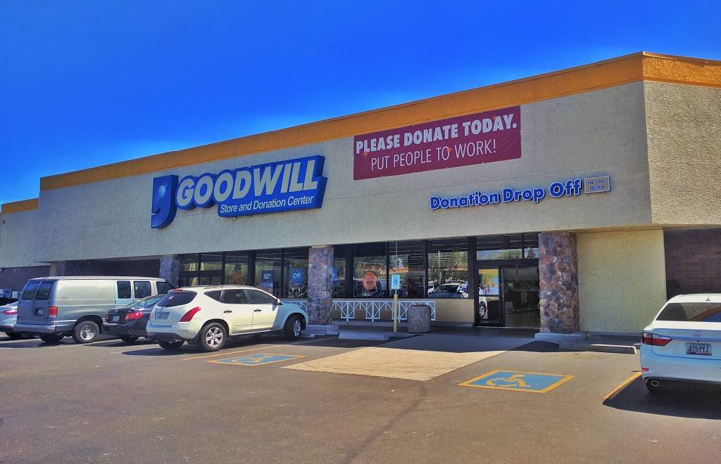 Guadalupe & Dobson Goodwill Retail Store and Donation Center | 2039 W Guadalupe Rd, Mesa, AZ 85202 | Phone: (480) 777-3440