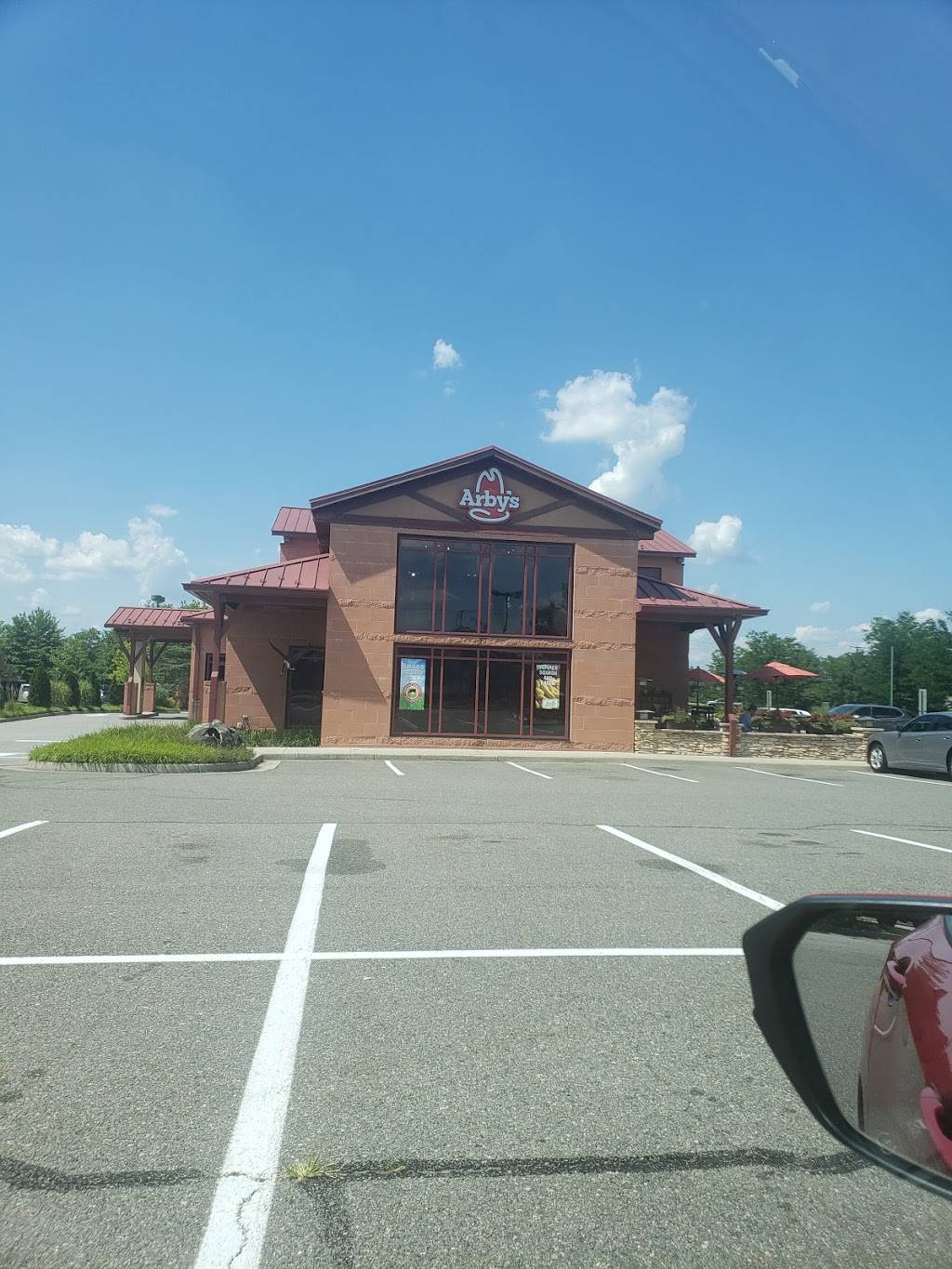 Arbys | 8201 Jefferson Davis Hwy, Richmond, VA 23237, USA | Phone: (804) 271-7249