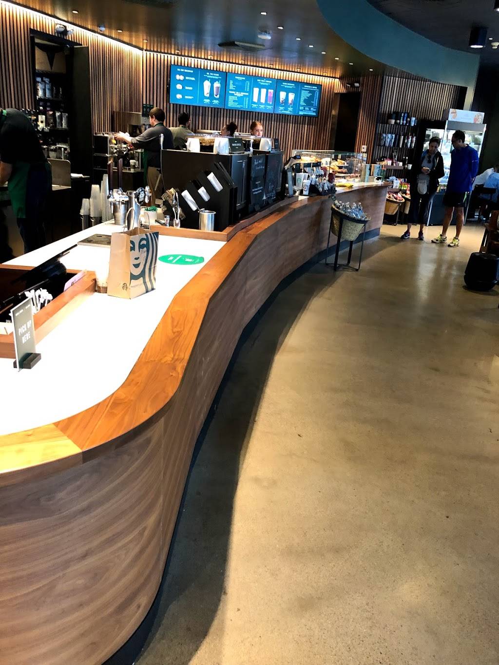 Starbucks | 8421 SE 68th St, Mercer Island, WA 98040, USA | Phone: (206) 232-0102