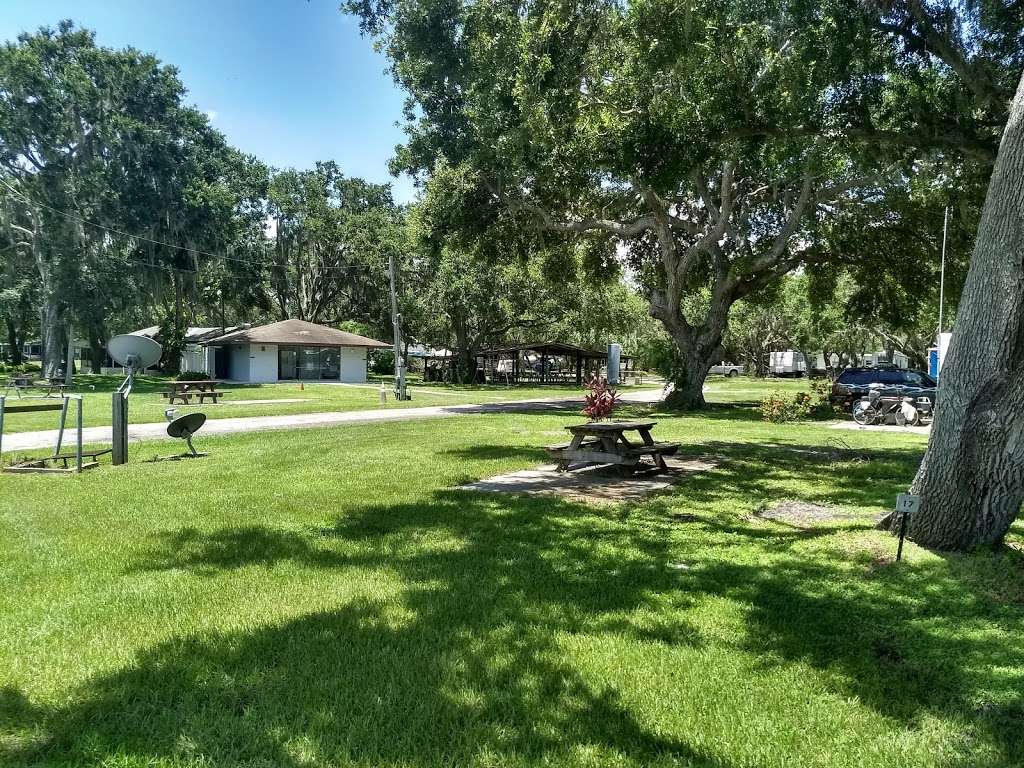 Buds RV Park & Marina | 1700 Tiger Lake Rd, Lake Wales, FL 33898, USA | Phone: (863) 696-2274