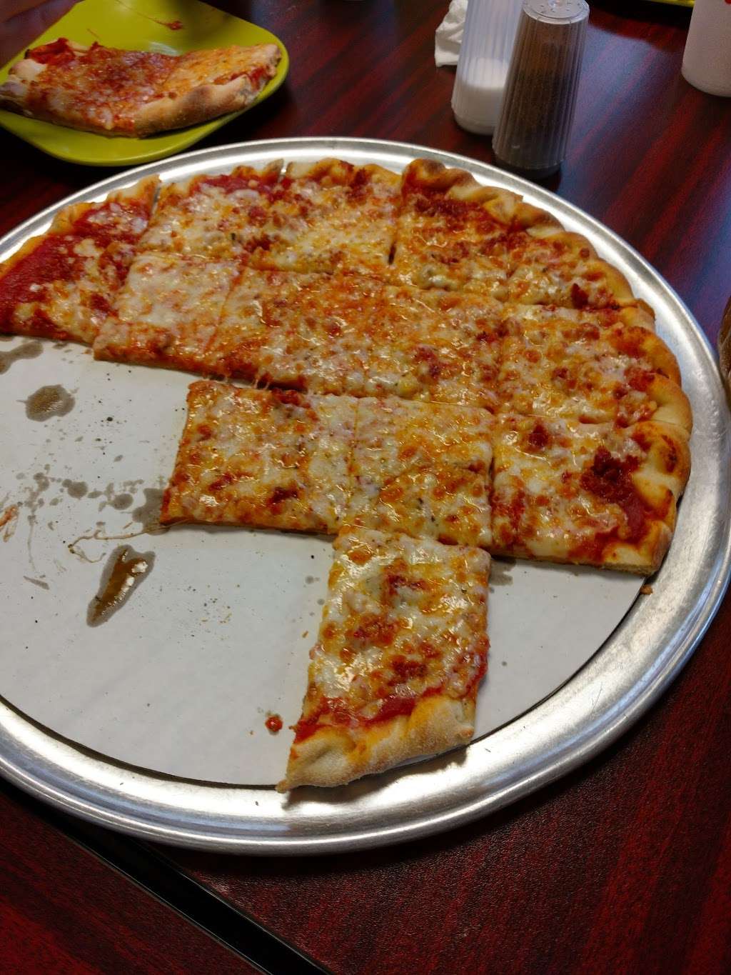 Pizza King | 103 S Heaton St, Knox, IN 46534, USA | Phone: (574) 772-2485