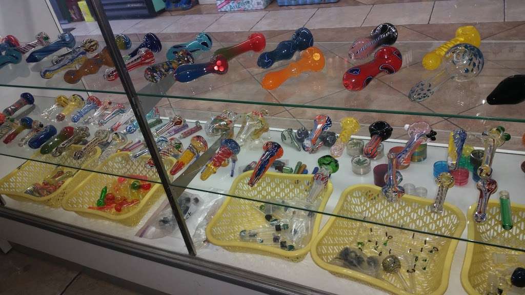 Cloudy Daze Smoke Shop | 25042 Filaree Ave, Moreno Valley, CA 92551, USA | Phone: (909) 784-7144