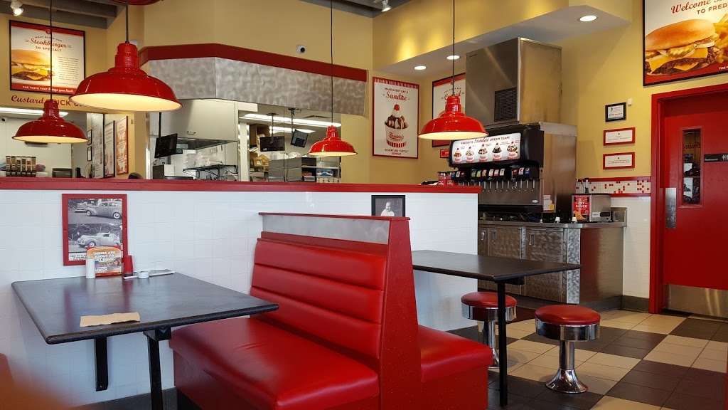 Freddys Frozen Custard & Steakburgers | 2795 Gulf Fwy S, League City, TX 77573, USA | Phone: (281) 309-0309