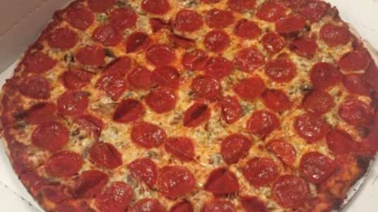 Pudgys Pizza & Sandwiches | 13460 S Baltimore Ave, Chicago, IL 60633, USA | Phone: (773) 646-4199